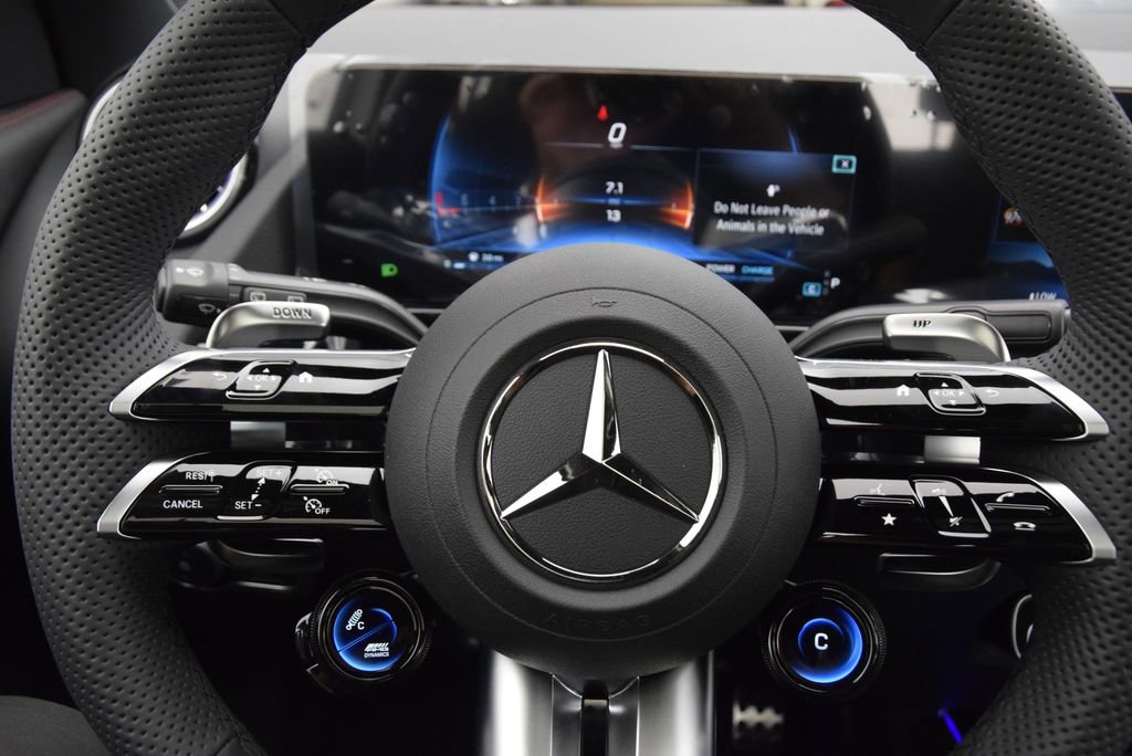 New 2026 Mercedes-Benz GLA 35 AMG 4MATIC image 23