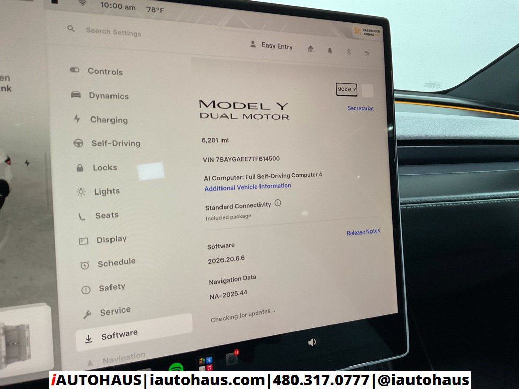 Used 2026 Tesla Model Y AWD image 38