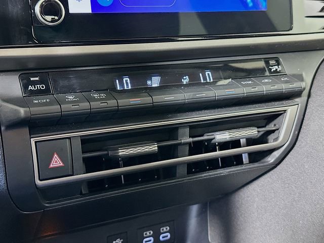 Certified 2025 Toyota Camry LE image 18