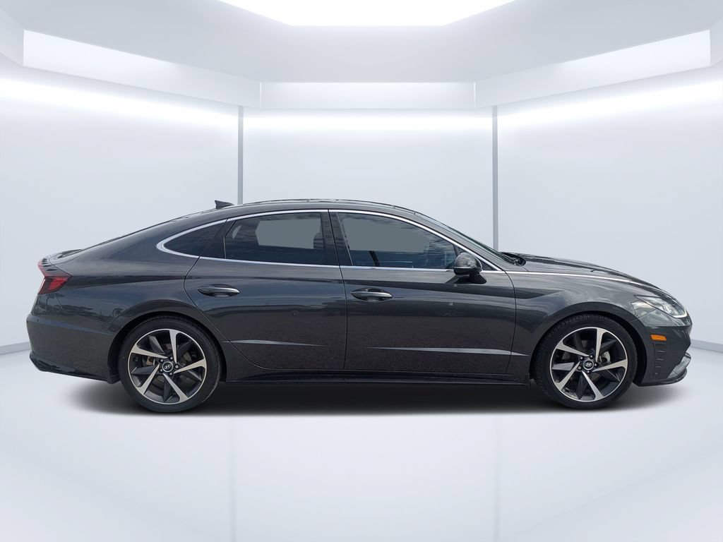 Used 2022 Hyundai Sonata SEL Plus FWD image 2