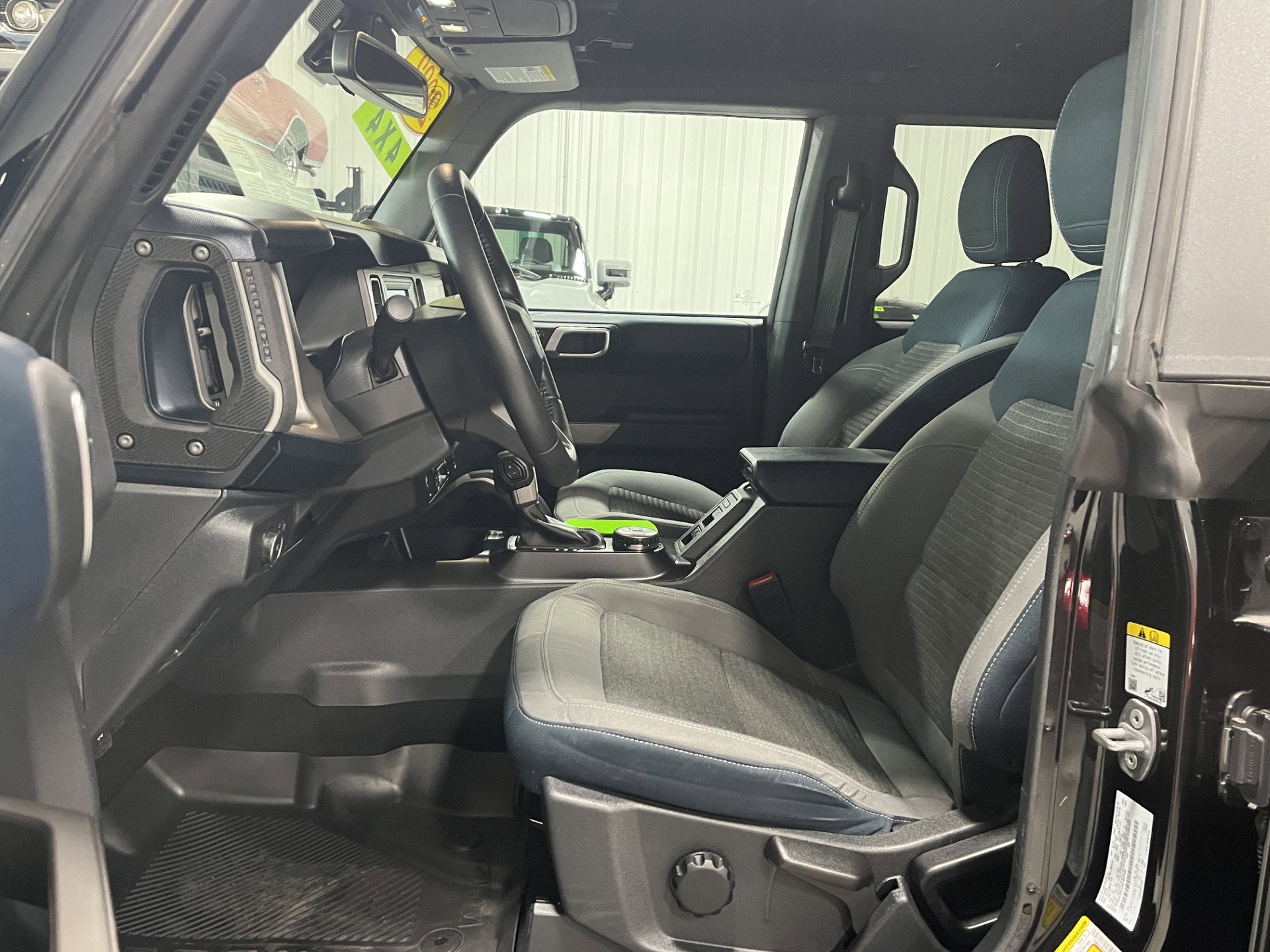 Used 2022 Ford Bronco Outer Banks image 12