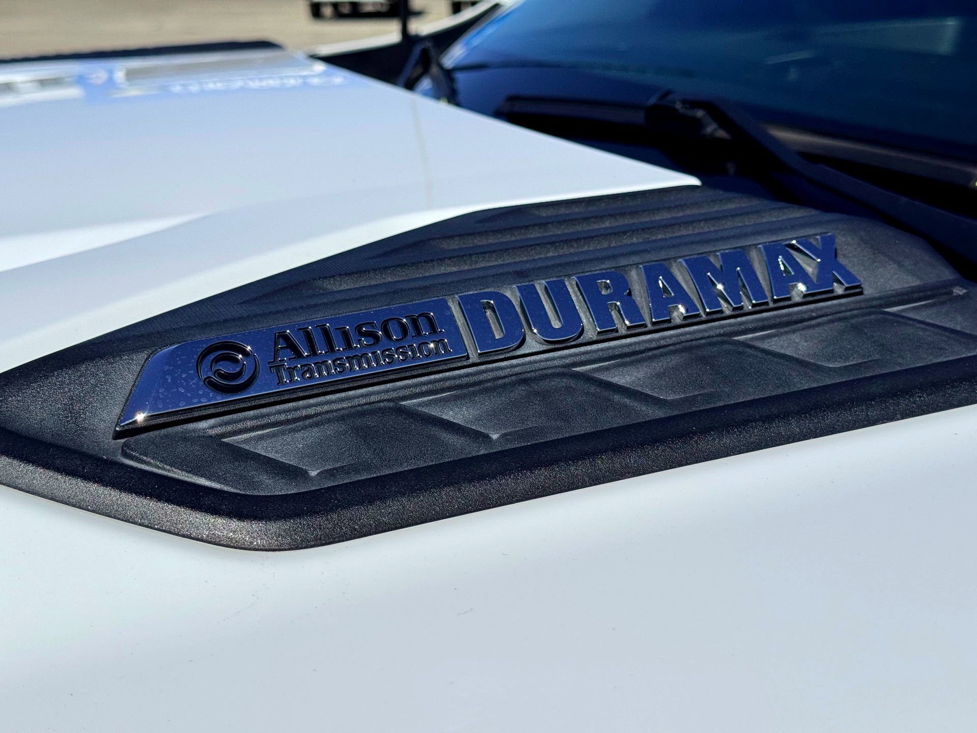 Used 2022 Chevrolet Silverado 2500 LTZ w/ LTZ Plus Package image 3