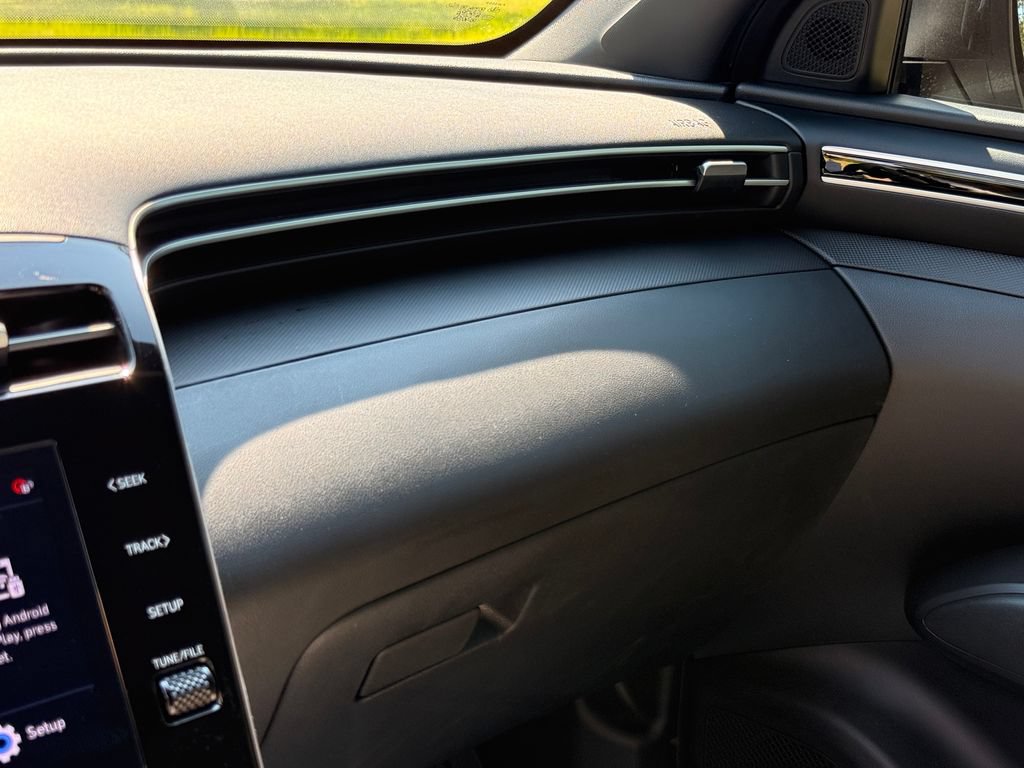 Used 2022 Hyundai Santa Cruz SEL w/ Activity Package FWD image 18
