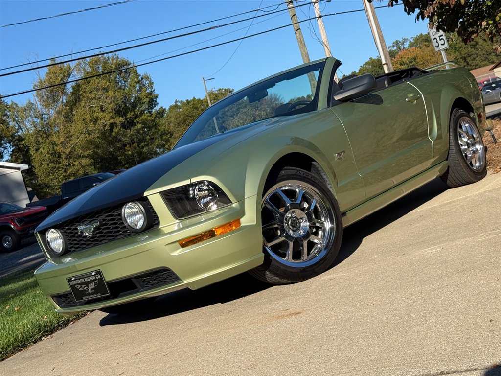 Used 2006 Ford Mustang GT RWD image 7