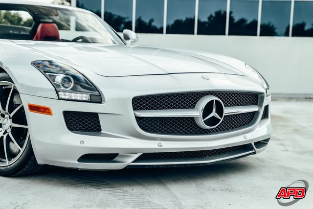 Used 2012 Mercedes-Benz SLS AMG Roadster image 22
