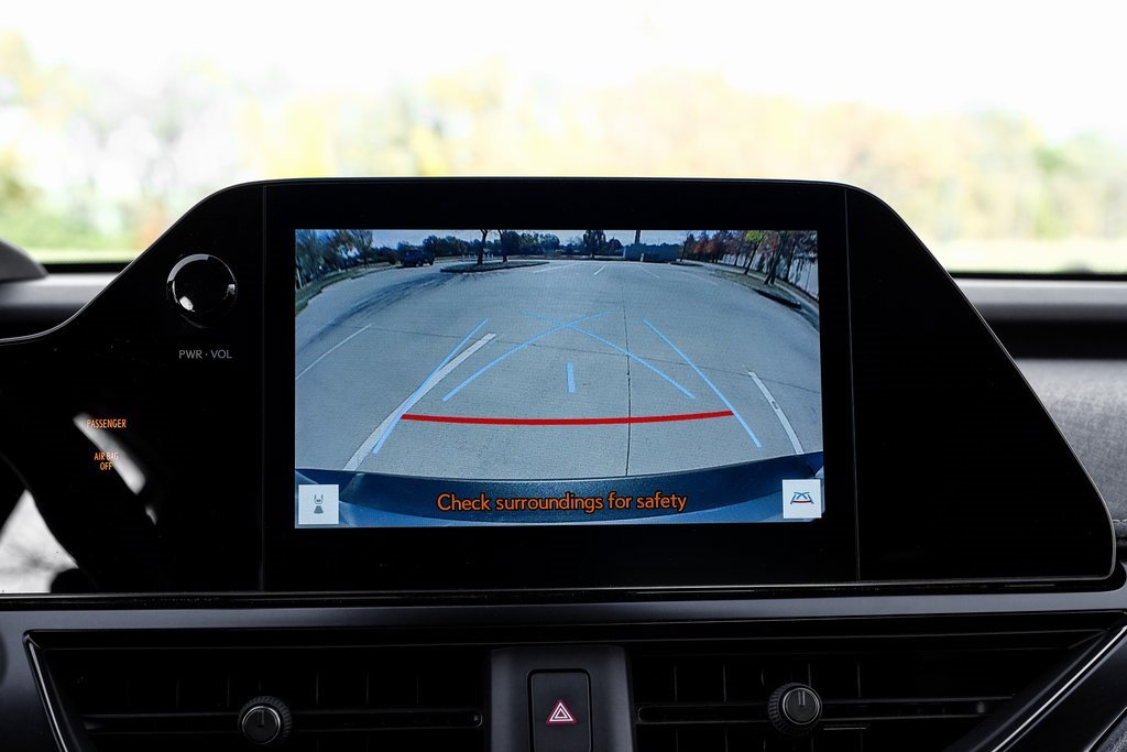 Used 2023 Lexus UX 250h FWD w/ Premium Package image 26