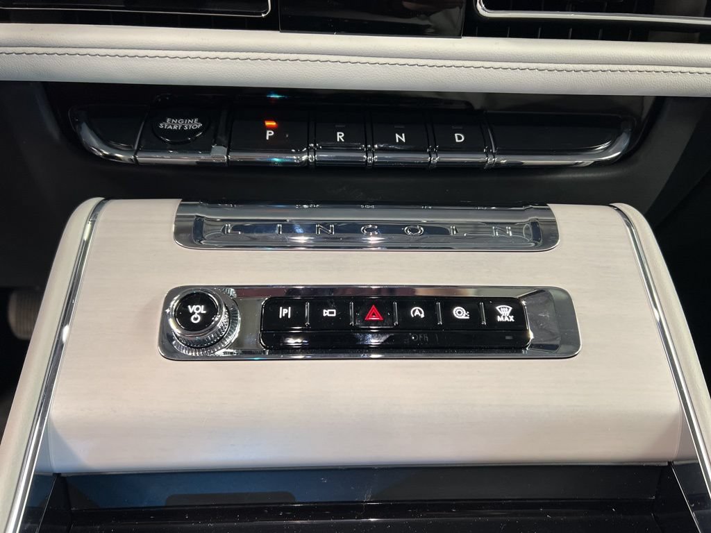 New 2026 Lincoln Aviator Reserve AWD/4WD image 14