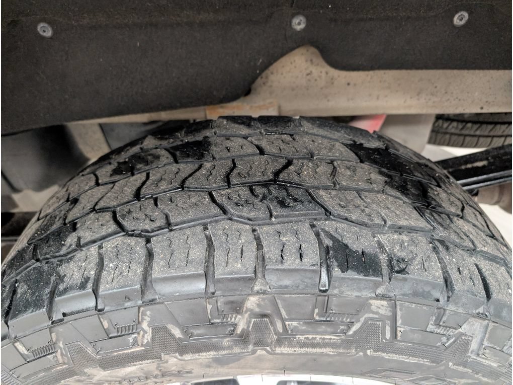 Used 2020 GMC Sierra 1500 AT4 w/ AT4 Premium Package AWD/4WD image 21