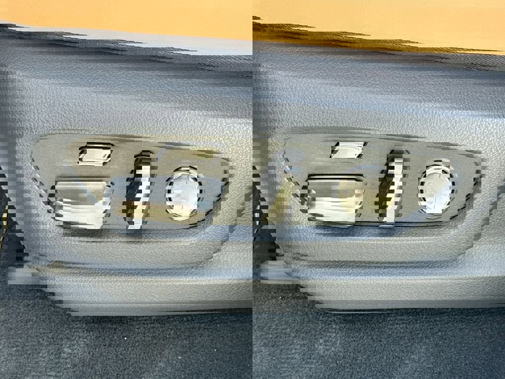 New 2026 Lexus LX 600 4WD w/ Luxury Package image 15