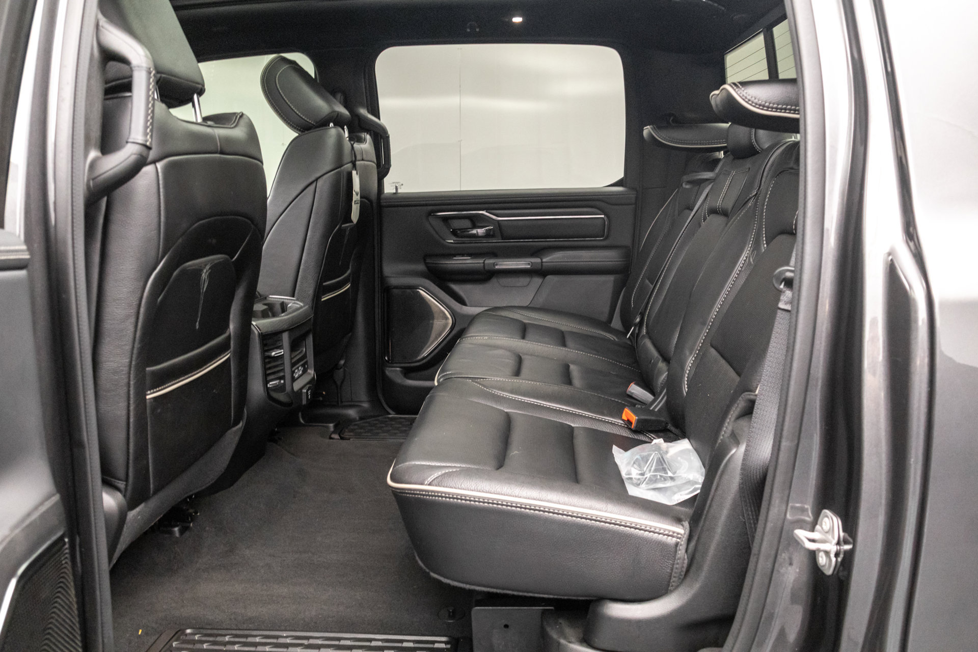 Used 2022 RAM 1500 Limited w/ Night Edition AWD/4WD image 28