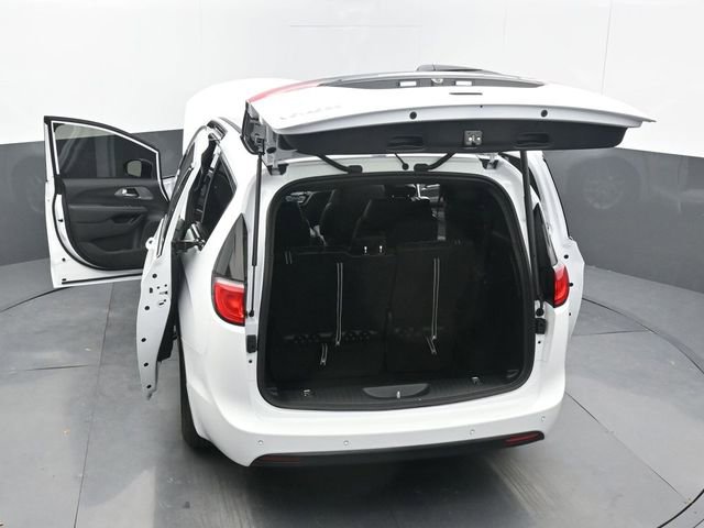 New 2025 Chrysler Voyager LX FWD image 74