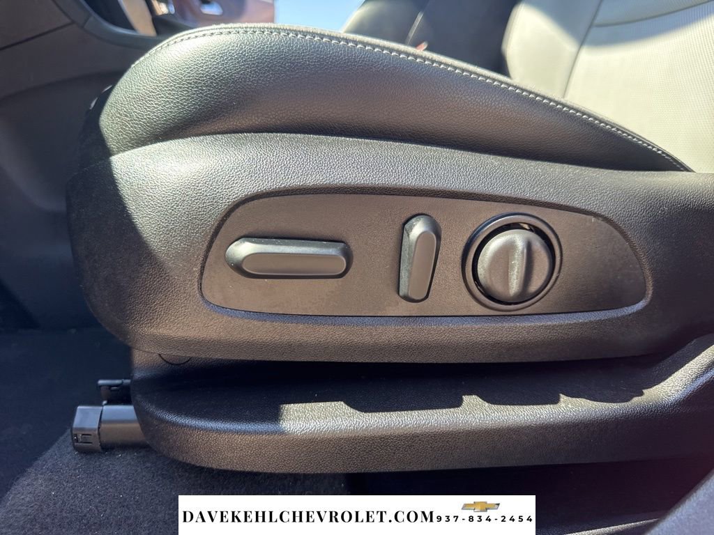 Used 2018 Chevrolet Equinox Premier image 20