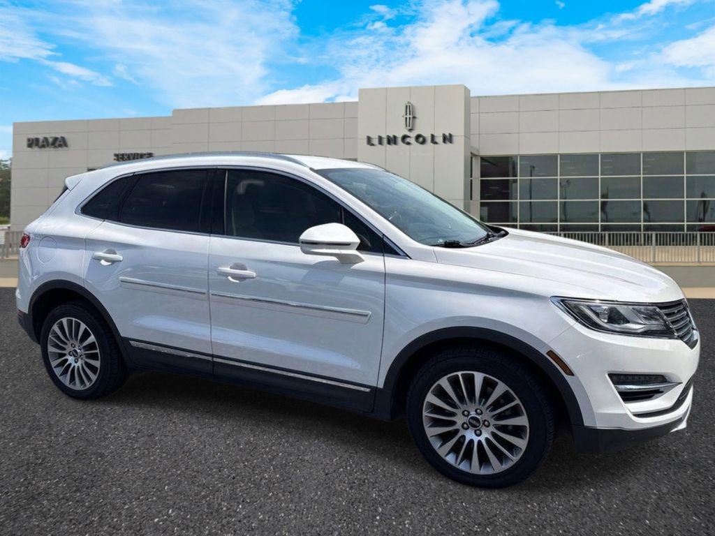 Used 2018 Lincoln MKC Select w/ Select Plus Package FWD image 1