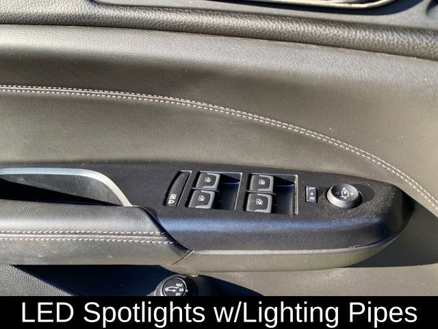 Used 2015 Cadillac SRX Performance w/ Driver Awareness Package image 25