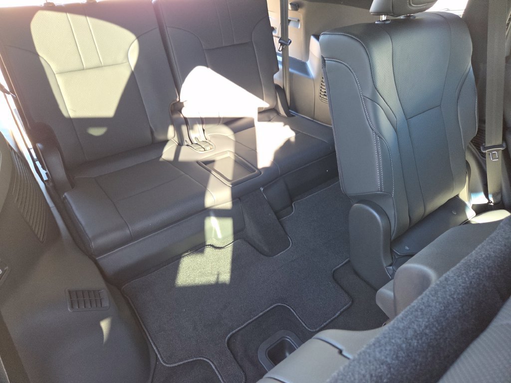 New 2026 Lexus LX 700h F Sport AWD/4WD image 39