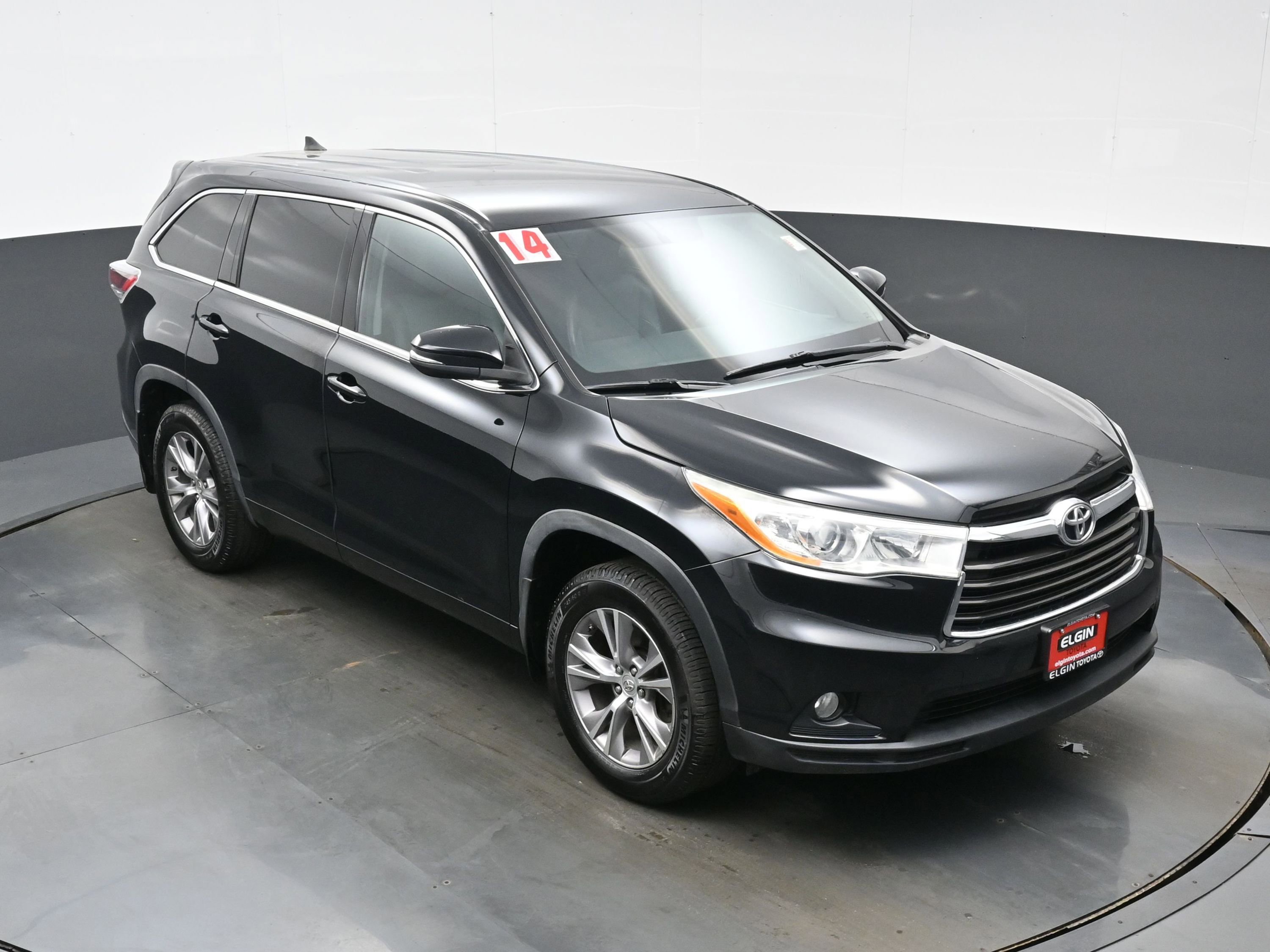 Used 2014 Toyota Highlander Plus AWD/4WD image 33