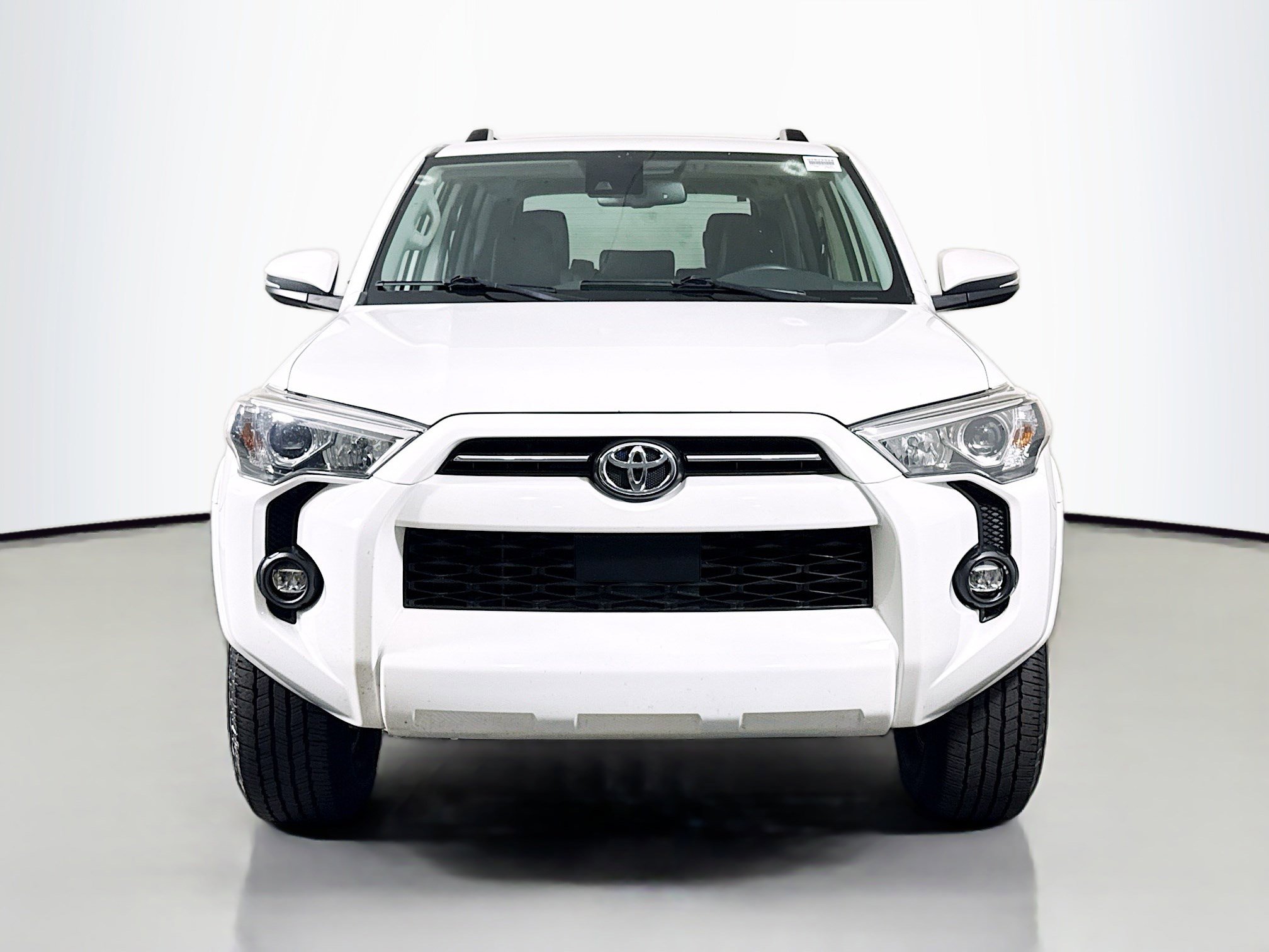 Used 2021 Toyota 4Runner SR5 Premium w/ Moonroof Package RWD image 2