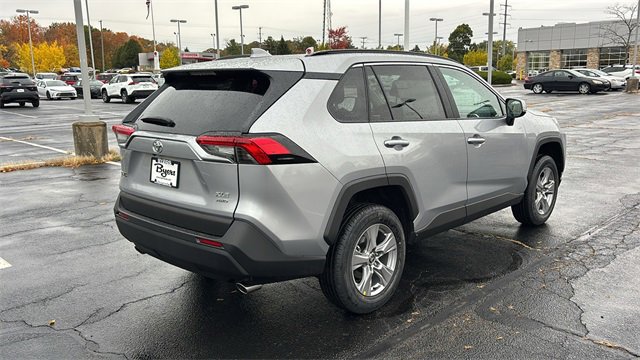 New 2025 Toyota RAV4 XLE w/ Convenience Package image 30