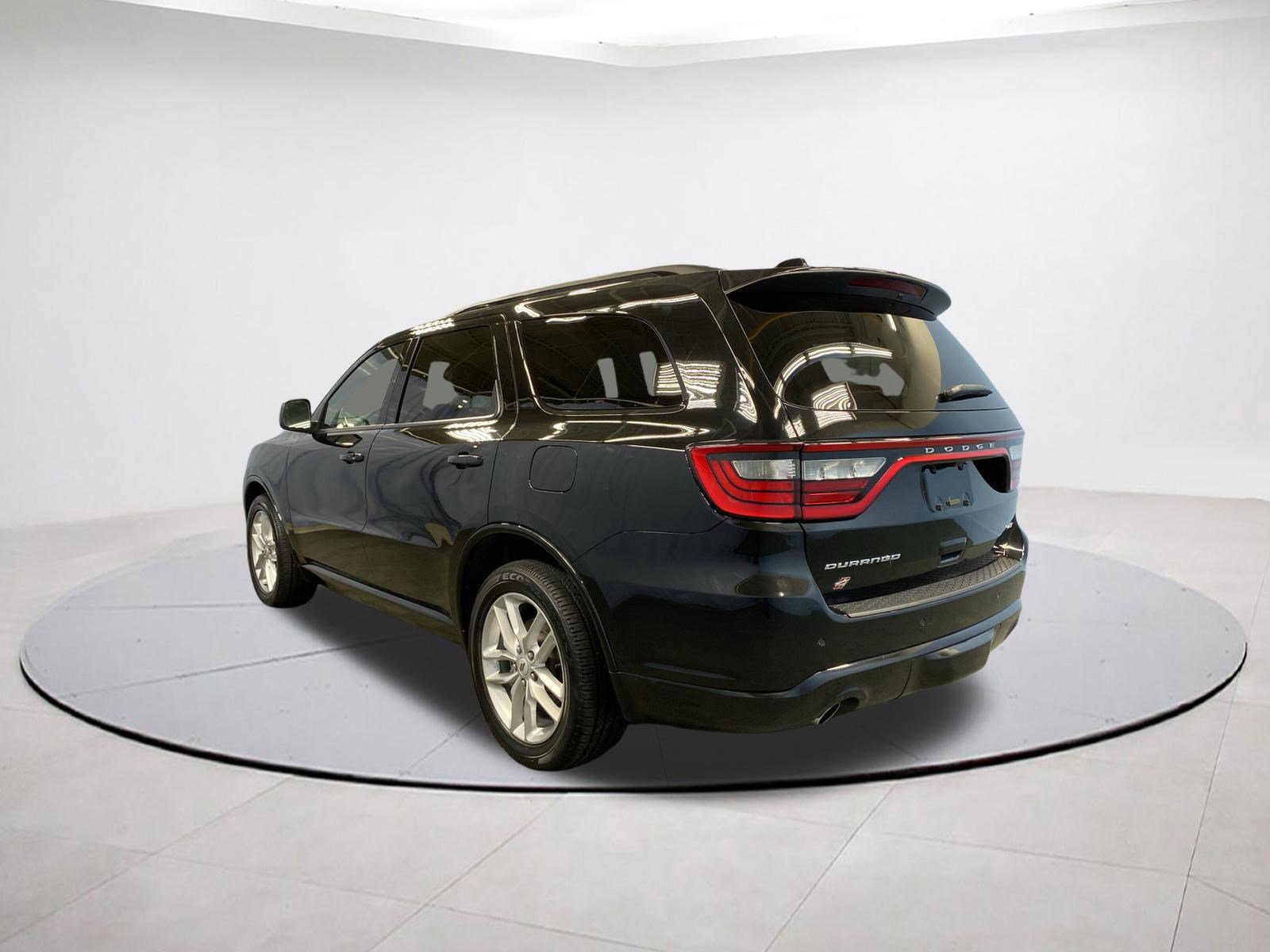 Certified 2025 Dodge Durango GT image 3