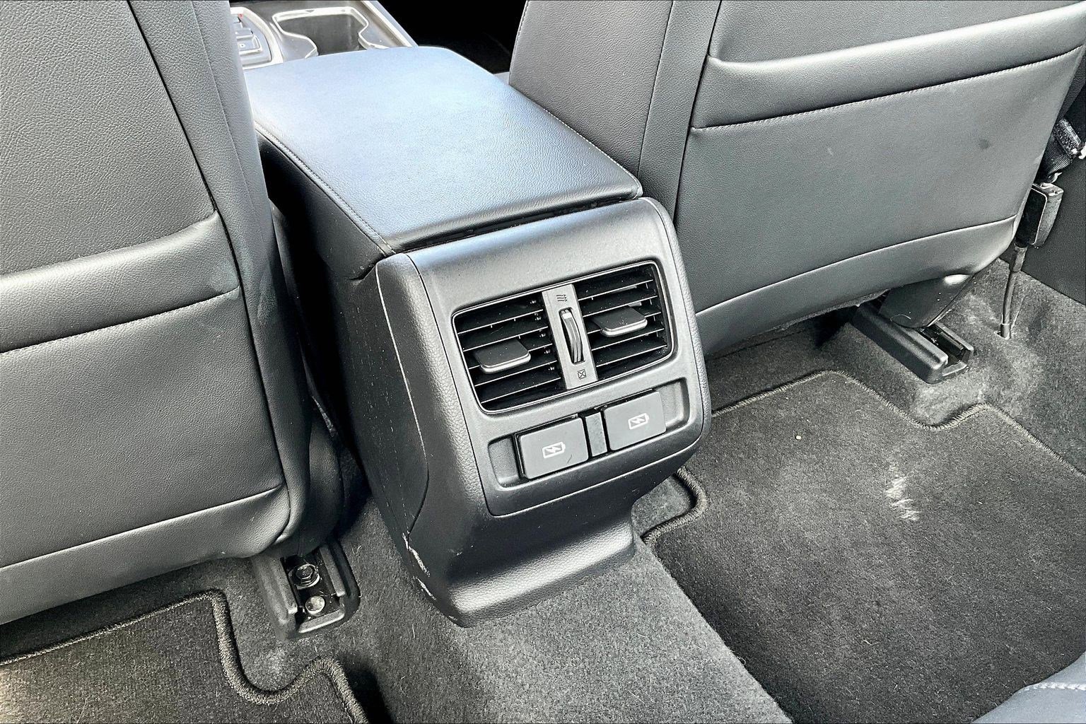 Used 2021 Honda Accord Touring image 11