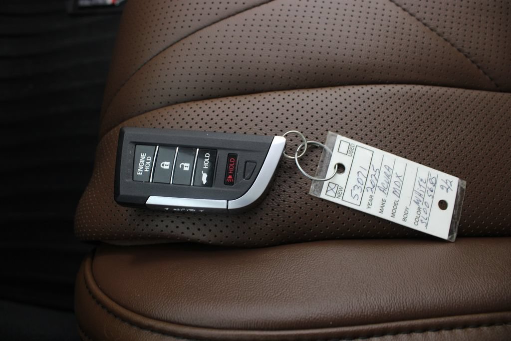 Used 2025 Acura MDX w/ Advance Package AWD/4WD image 7