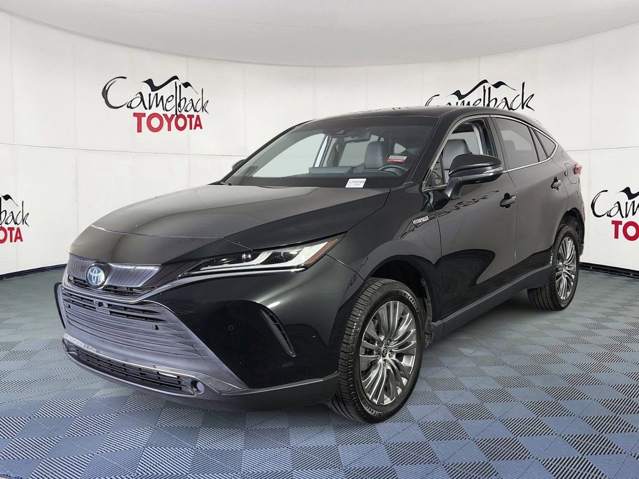 Used 2021 Toyota Venza Limited w/ Advanced Technology Package AWD/4WD image 4