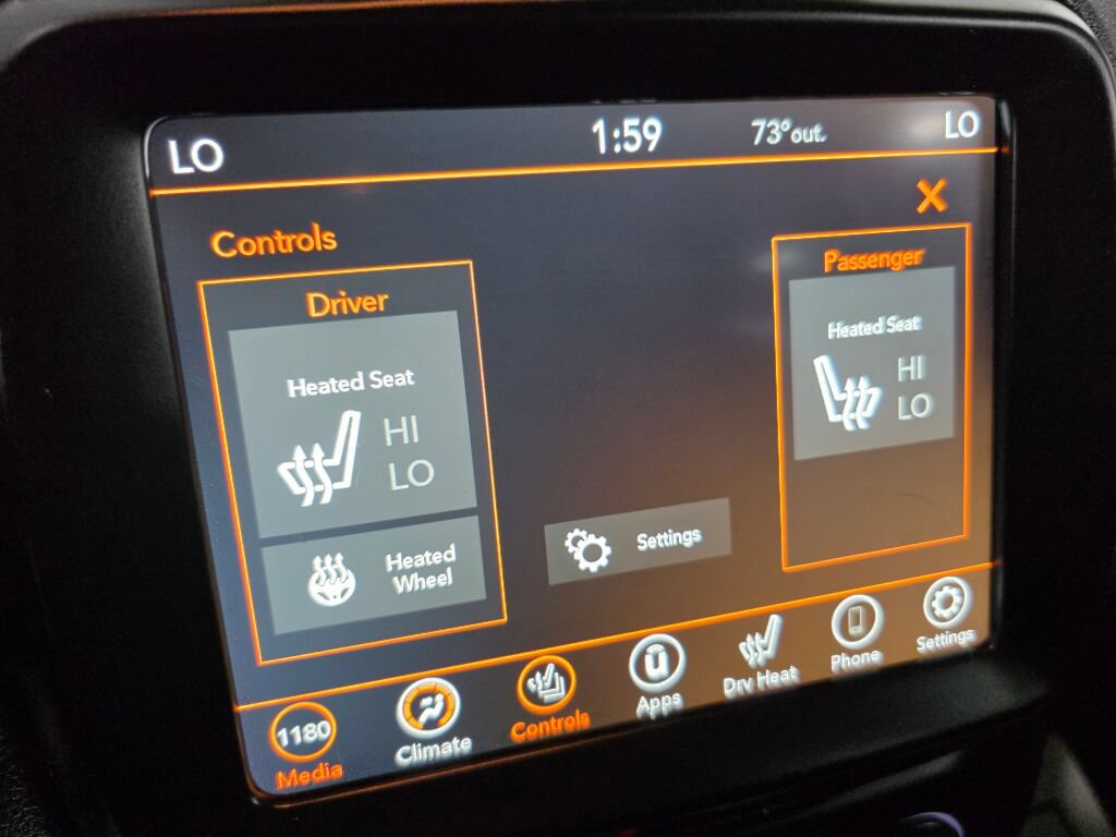 Used 2022 Jeep Renegade Latitude w/ Convenience Group AWD/4WD image 15