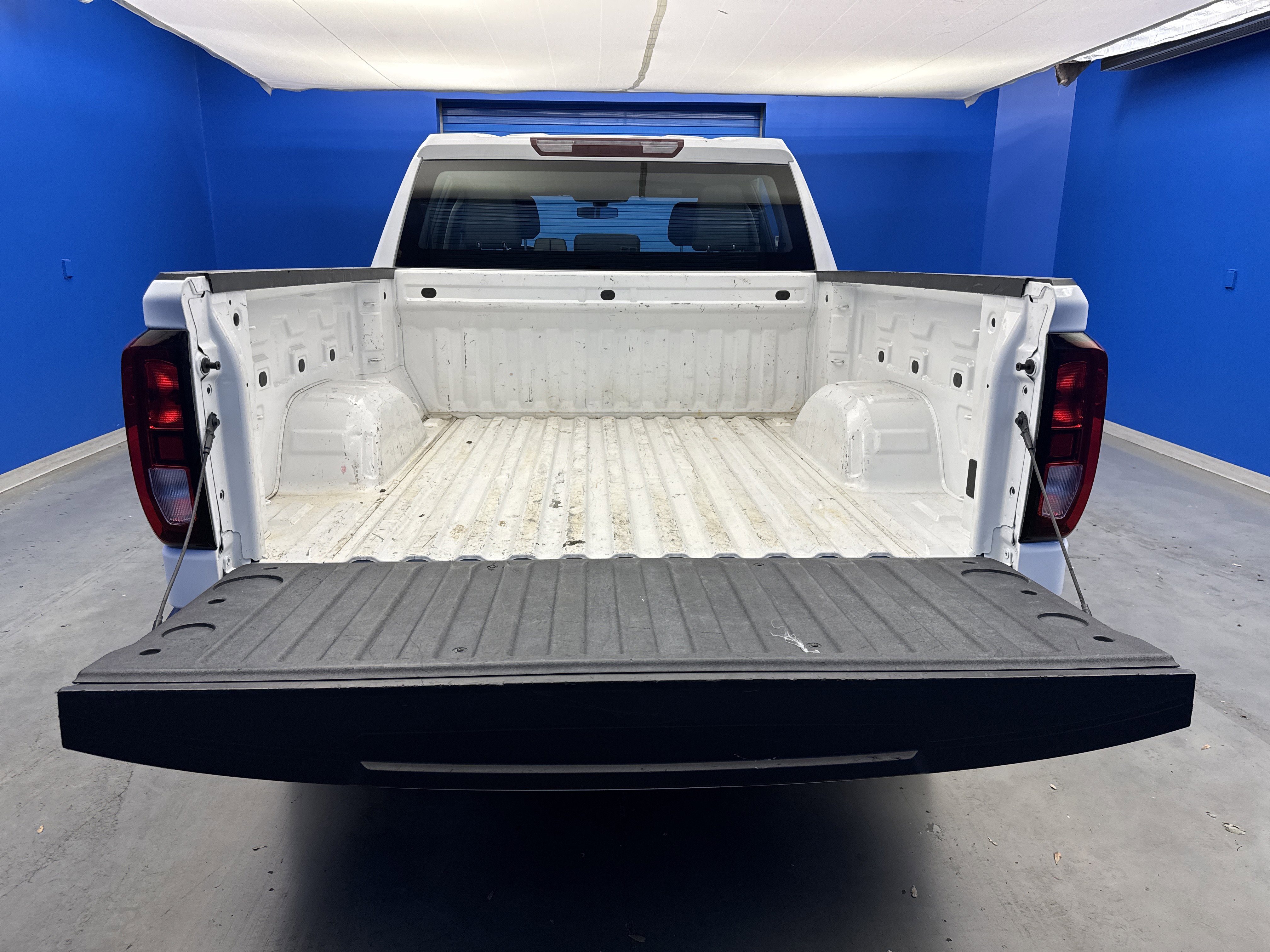 Used 2022 GMC Sierra 1500 Pro w/ Fleet Convenience Package image 24