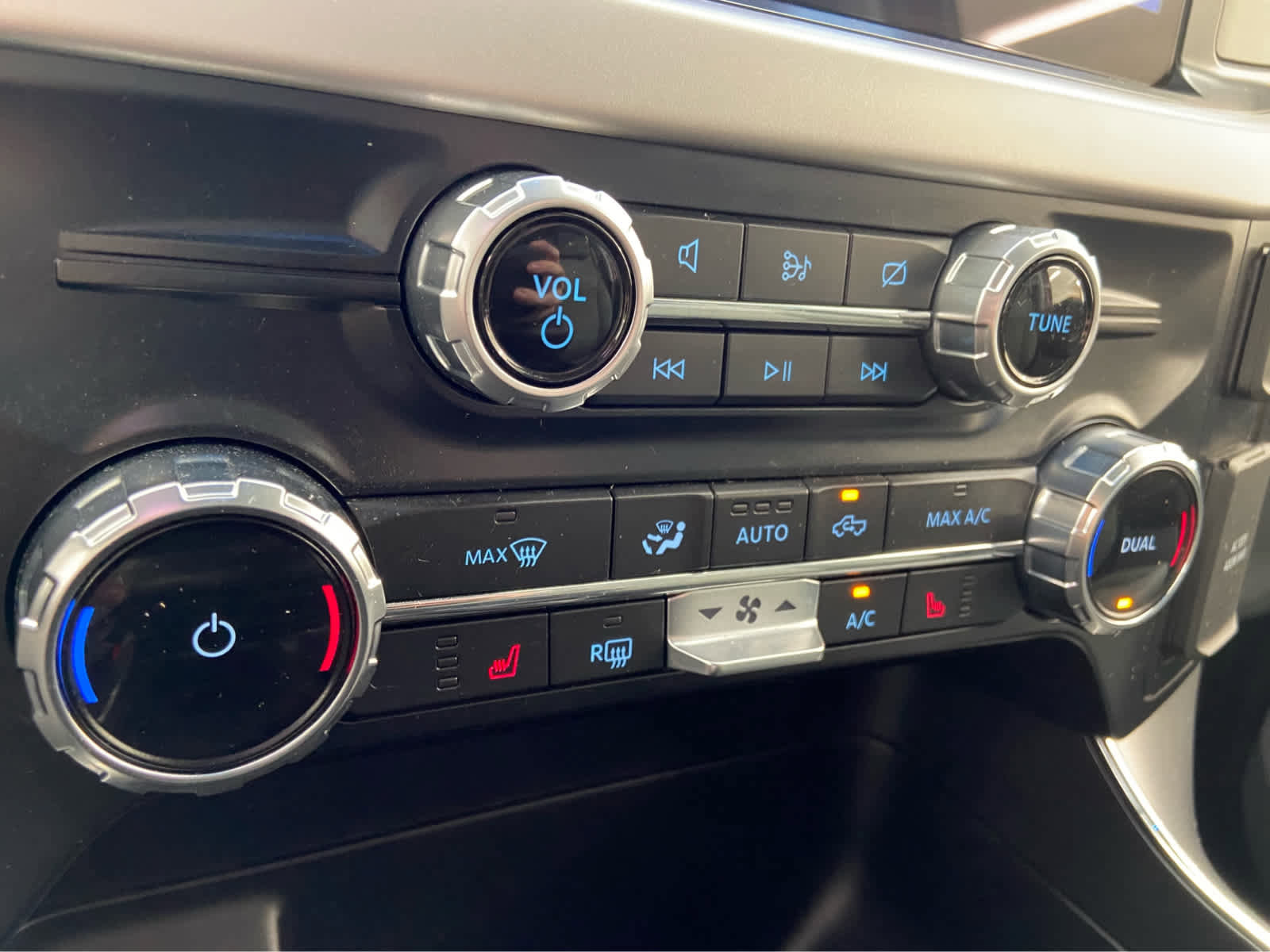 Used 2022 Ford F150 XLT w/ Equipment Group 302A High image 34