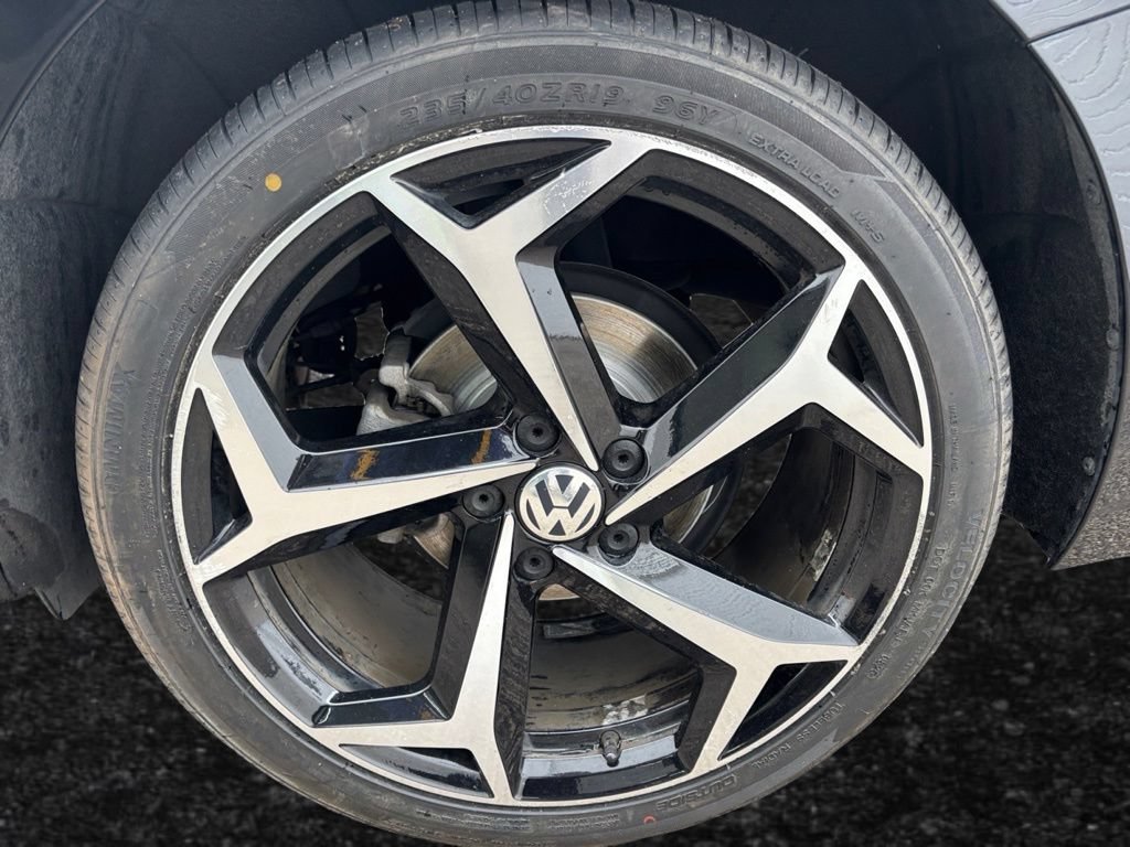 Used 2020 Volkswagen Passat 2.0T R-Line FWD image 9