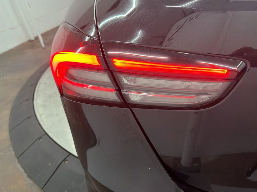 Used 2021 Maserati Ghibli Trofeo image 11