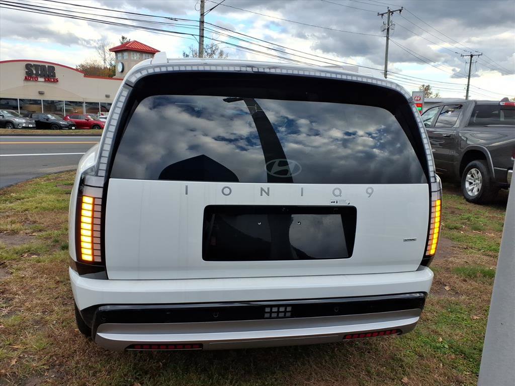New 2026 Hyundai Ioniq 9 SEL image 4