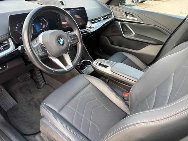 Used 2025 BMW X1 xDrive28i AWD/4WD image 11