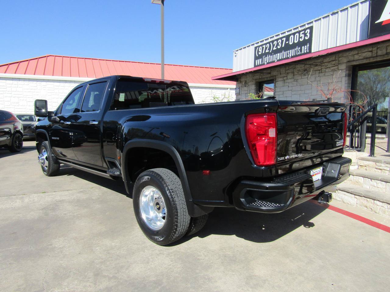 Used 2022 Chevrolet Silverado 3500 High Country AWD/4WD image 3