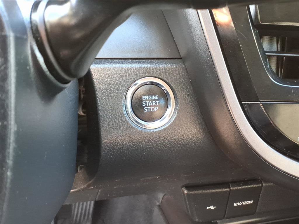 Used 2021 Toyota Camry LE w/ Convenience Package image 29