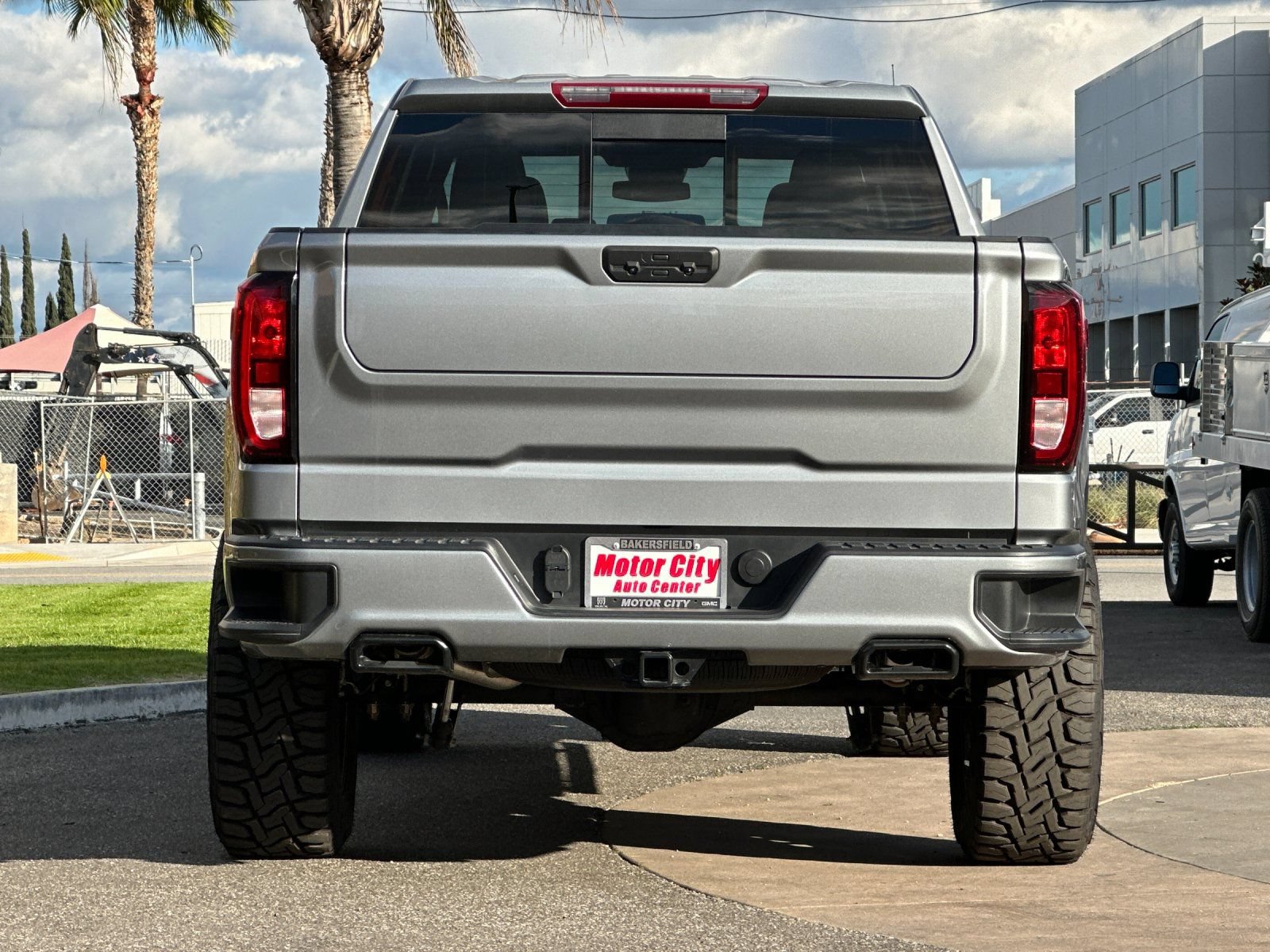 New 2025 GMC Sierra 1500 Elevation w/ Preferred Package AWD/4WD image 5