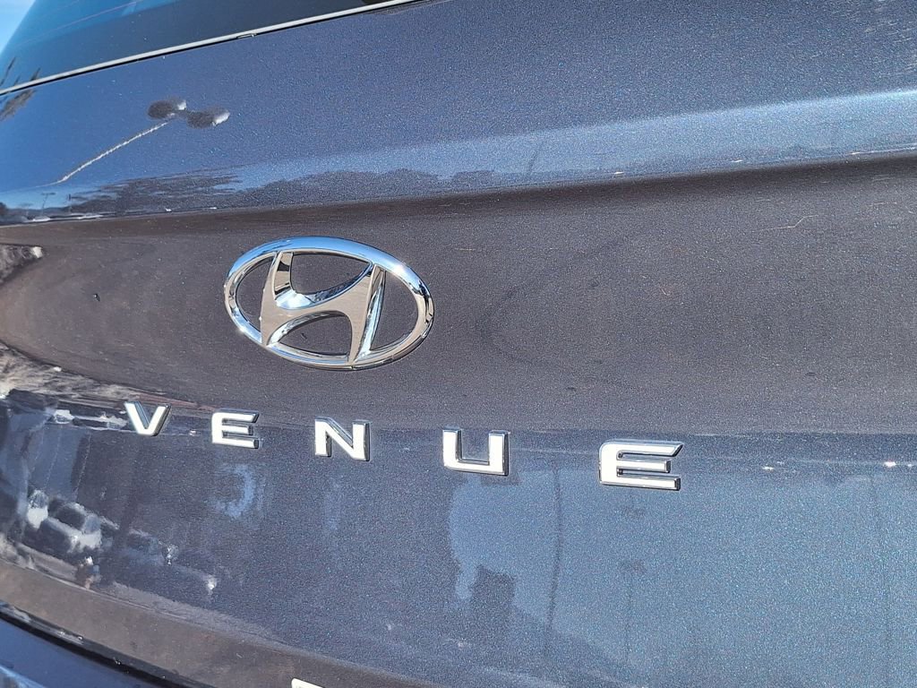 New 2025 Hyundai Venue Limited image 27