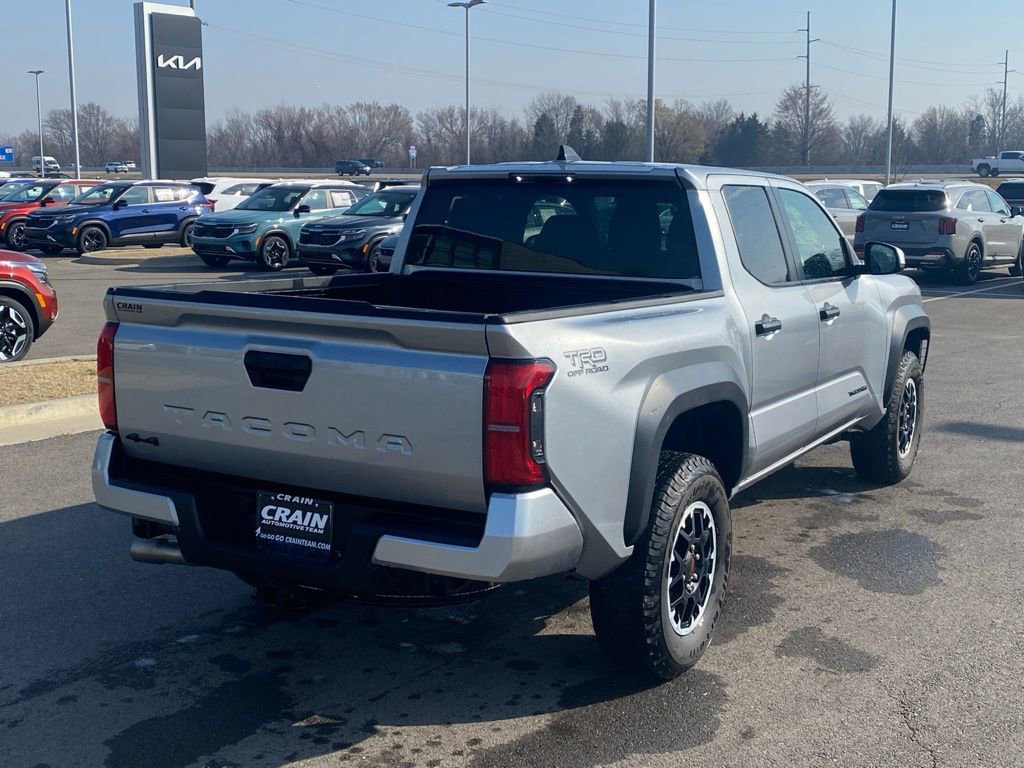 Used 2025 Toyota Tacoma TRD Off-Road image 7