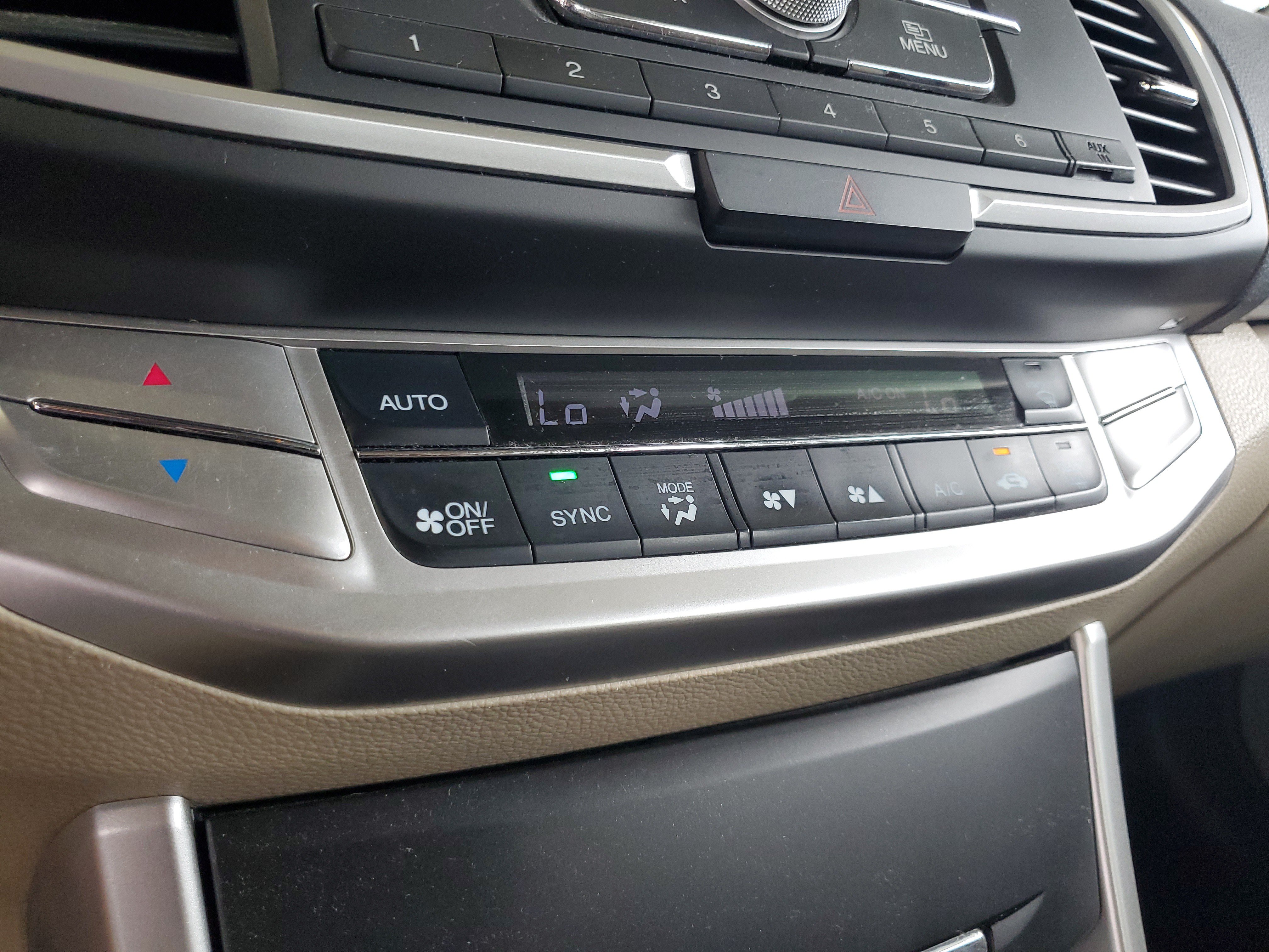 Used 2014 Honda Accord LX image 26