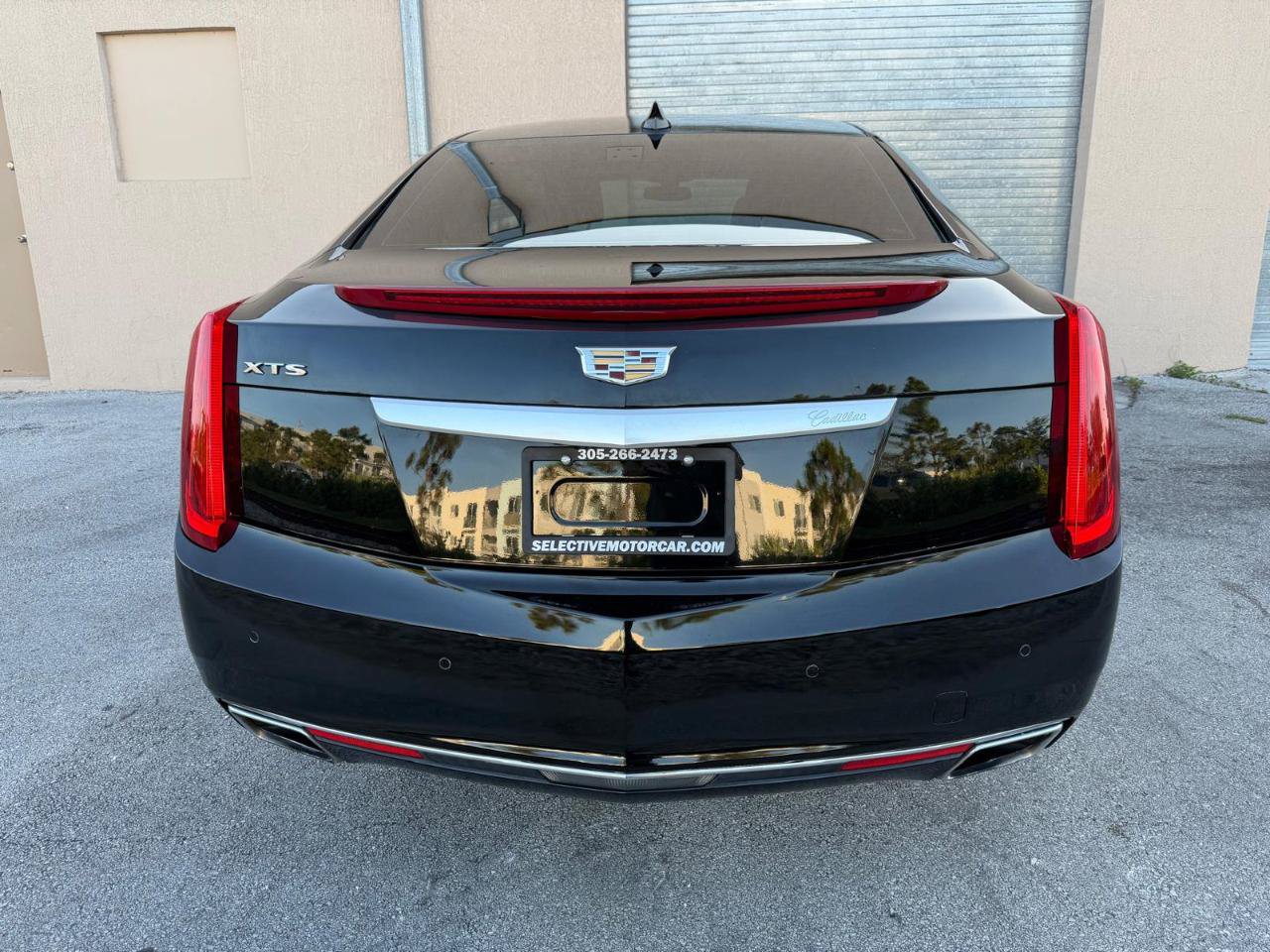 Used 2017 Cadillac XTS Luxury FWD image 12
