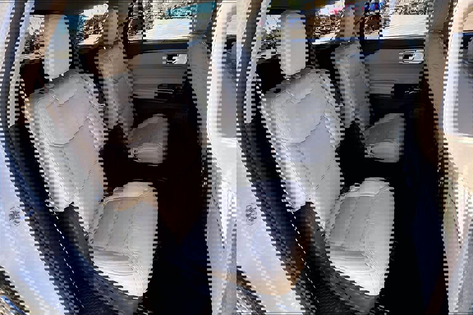 Used 2021 Ford Explorer Platinum w/ Equipment Group 601A image 20