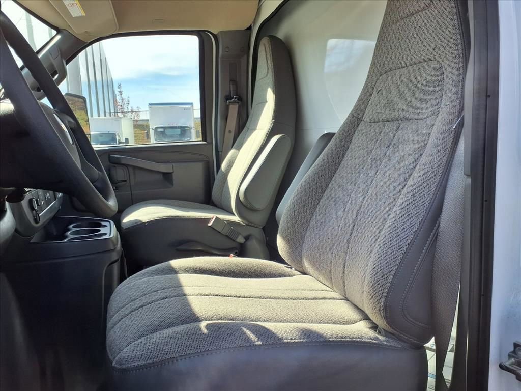 New 2025 Chevrolet Express 3500 w/ Power Convenience Package image 20