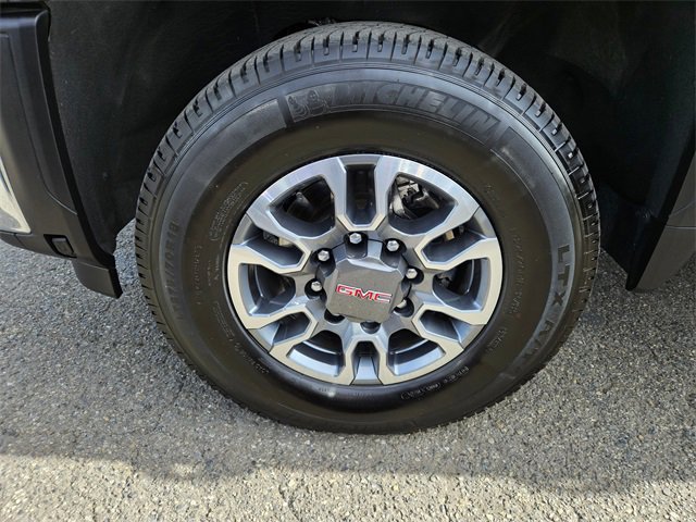 Used 2024 GMC Sierra 2500 SLE w/ SLE Convenience Package image 8