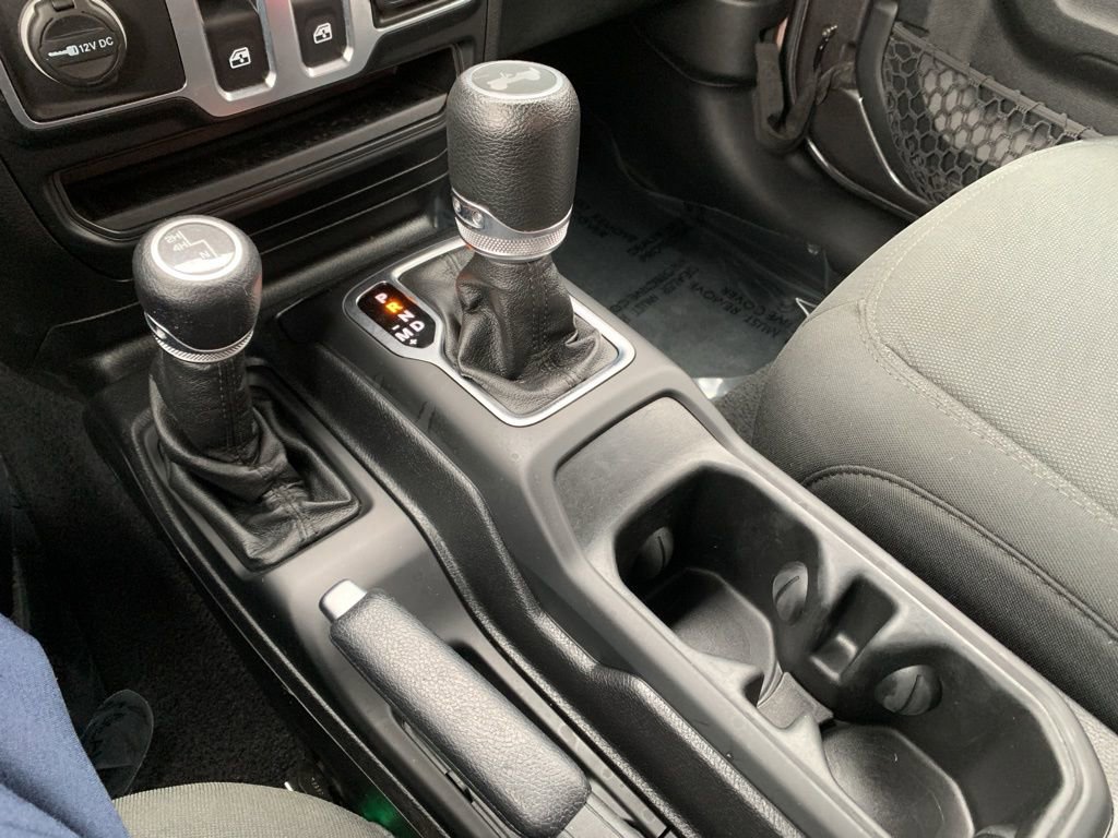 Used 2020 Jeep Wrangler Sport AWD/4WD image 44