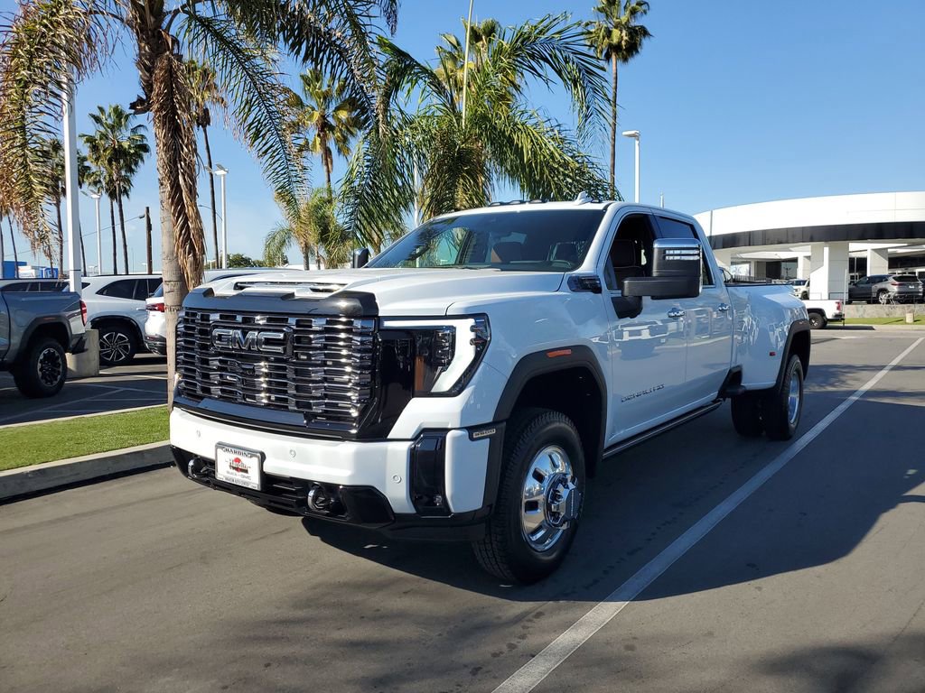 New 2026 GMC Sierra 3500 Denali Ultimate image 2
