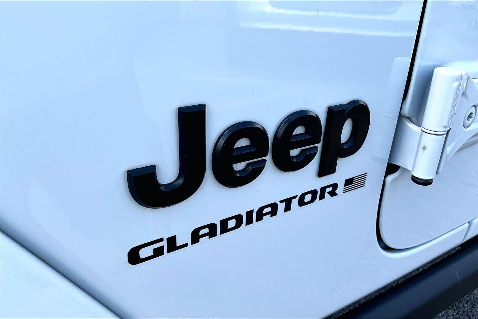Used 2023 Jeep Gladiator Sport AWD/4WD image 10