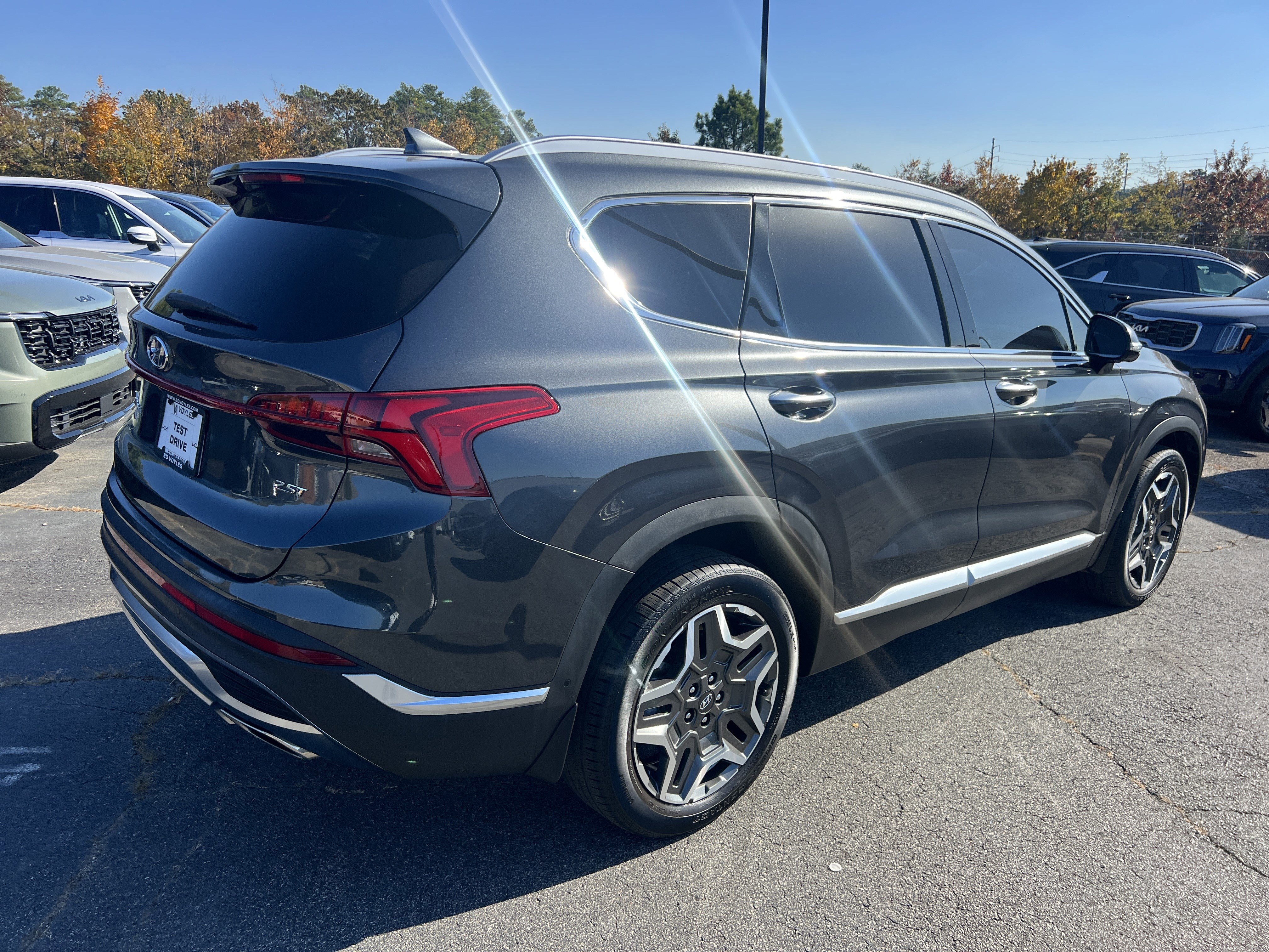 Used 2023 Hyundai Santa Fe Limited image 7