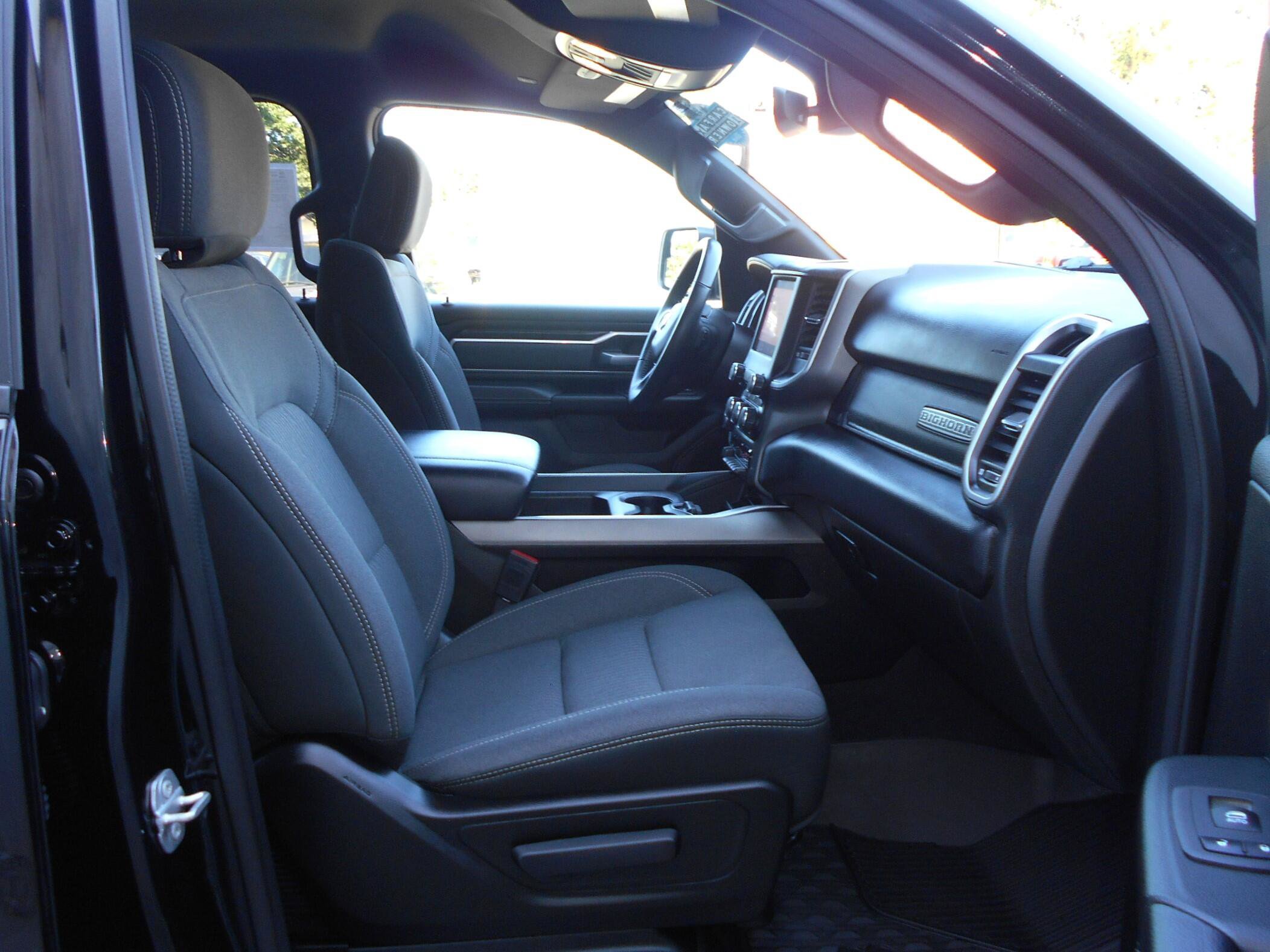 Used 2022 RAM 1500 Big Horn AWD/4WD image 28