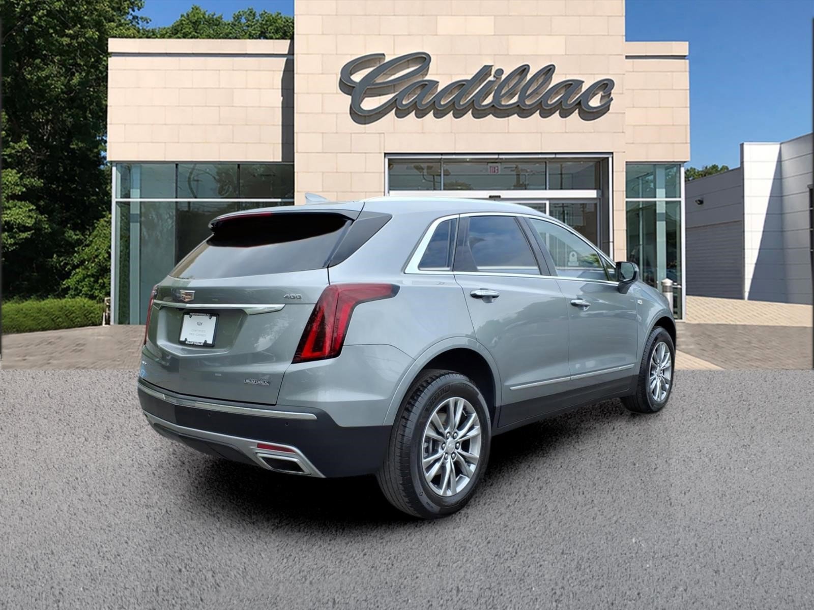 Certified 2023 Cadillac XT5 Premium Luxury AWD/4WD image 5