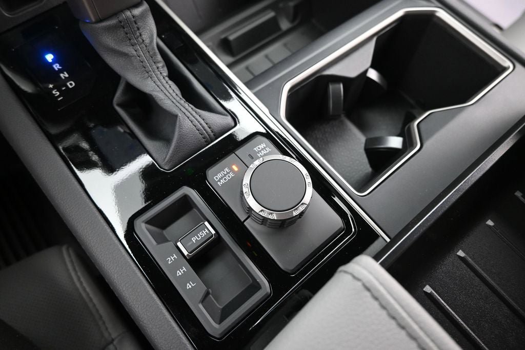 New 2026 Toyota Tundra Limited AWD/4WD image 33